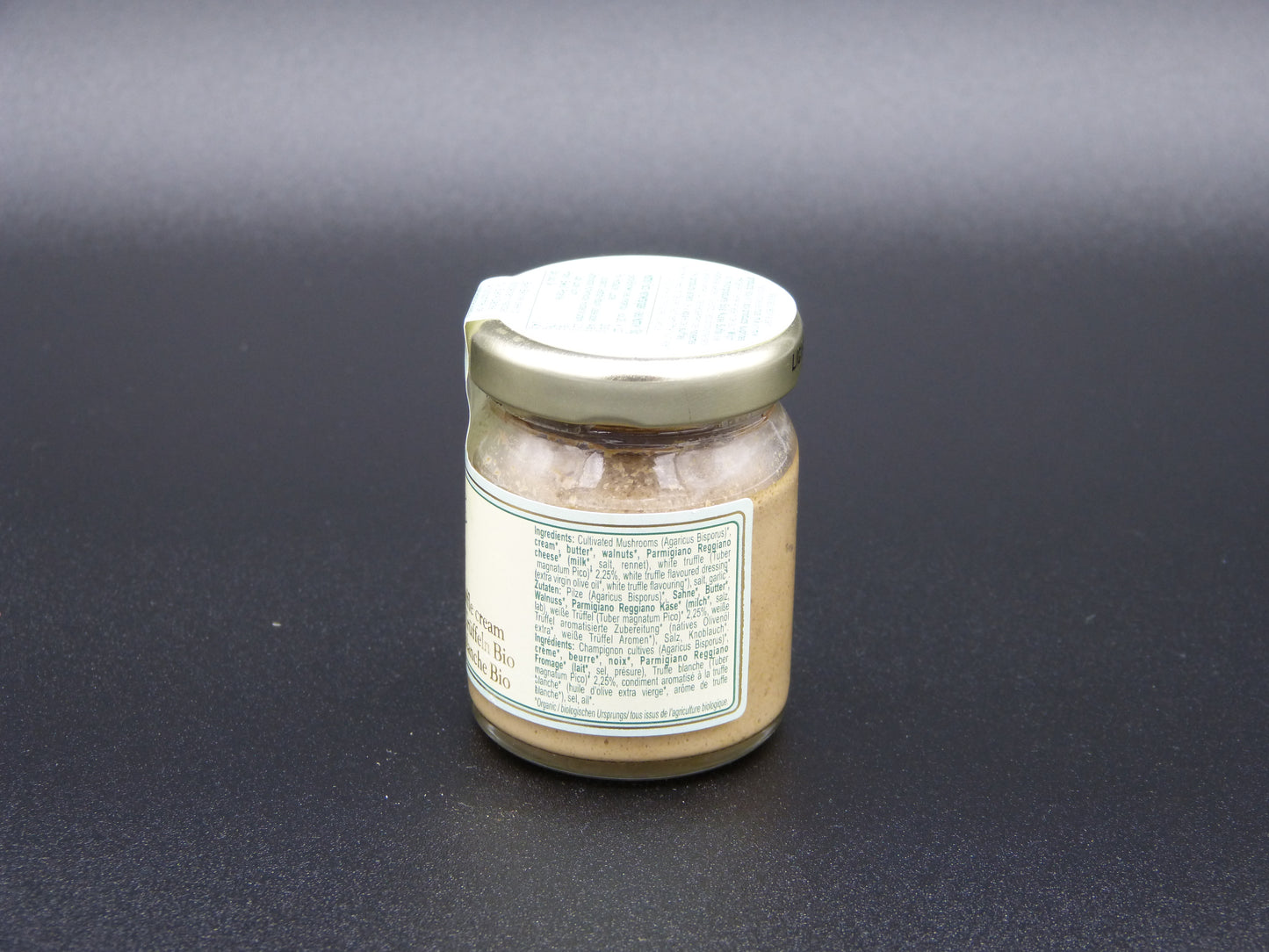 Creme mit weißen Trüffeln
